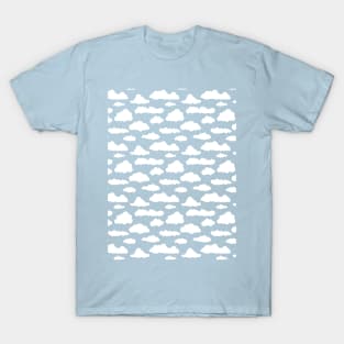 Sunny sky: White cartoon clouds in a repeating pattern T-Shirt